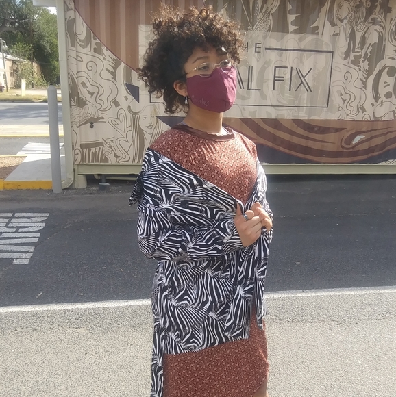 Dress - Picture 3 of 3